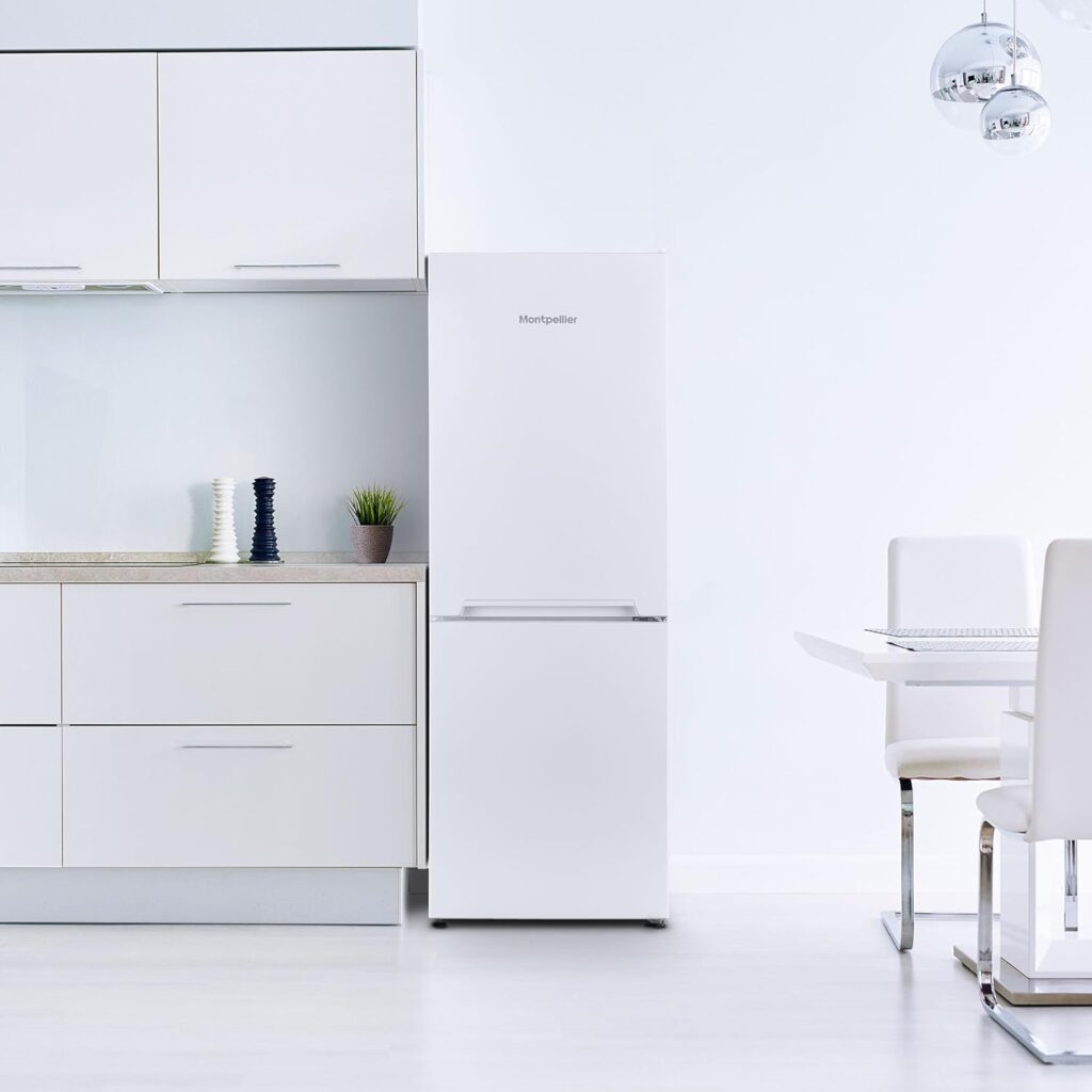 Montpellier MFF155EW Frost Free Fridge Freezer in White           [Energy Class E]
