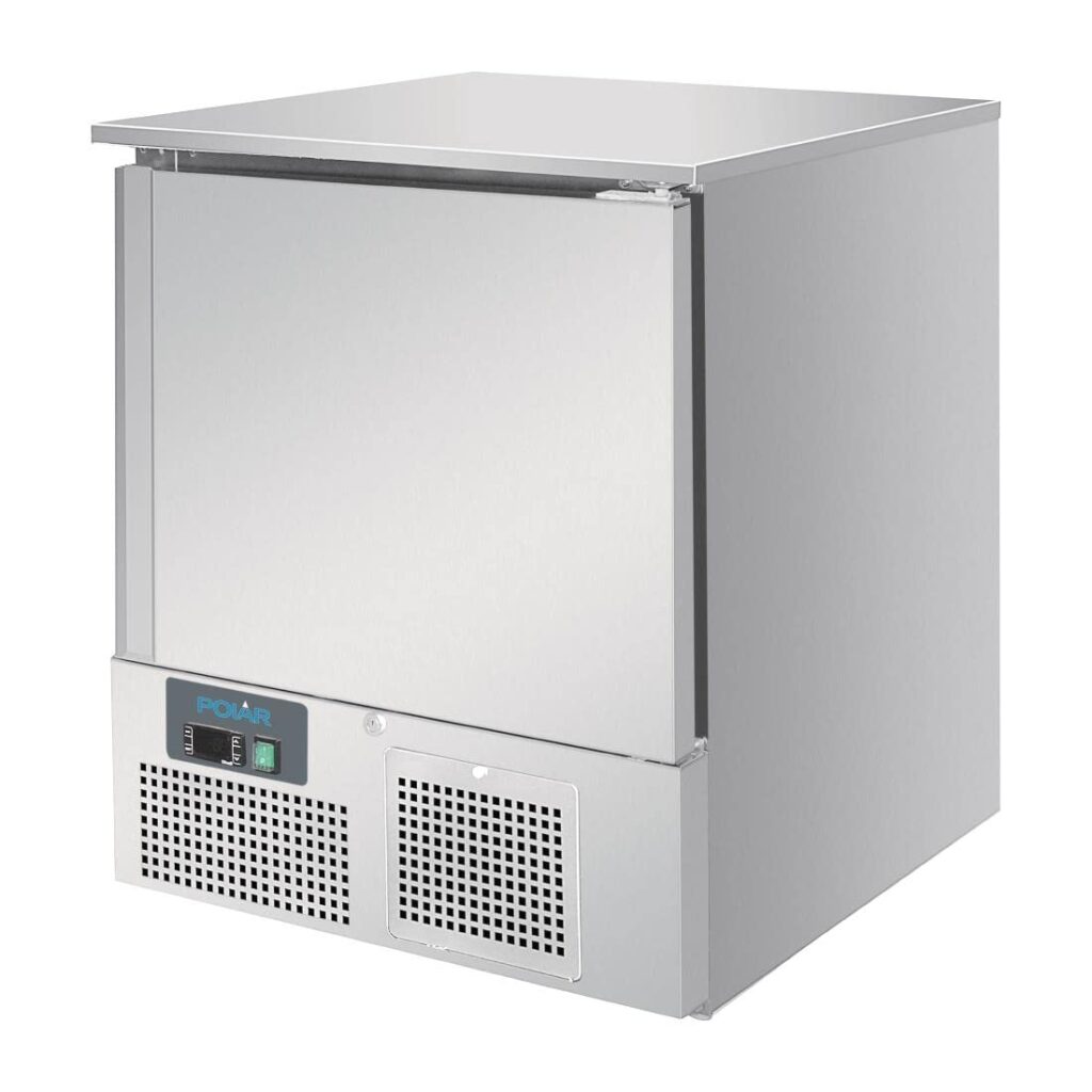 Polar Refrigeration U-Series 160W Undercounter Bar Cooler Fridge 140 Litre, Stainless Steel, -2°C to 8°C, 829(H)x680(W)x700(D)mm, 2 Shelves, Forced Air Cooling, Energy Rating B | UA010