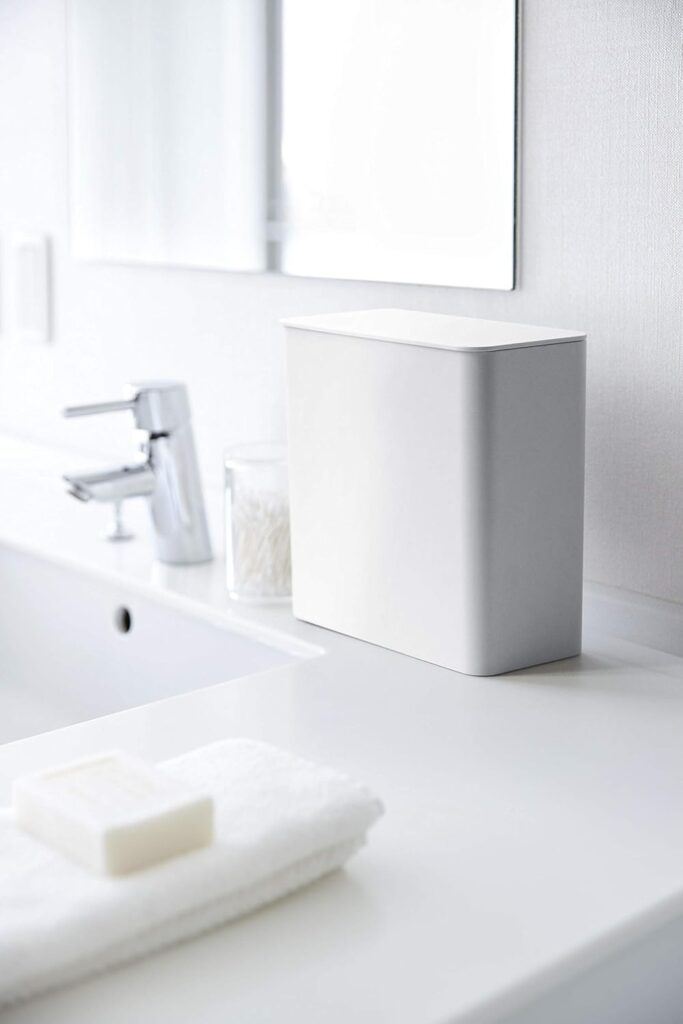 Yamazaki 4268 Magnetic  Sink Door Trash Can, White, Approx. 6.7 x 3.7 x 6.7 inches (17 x 9.5 x 17 cm), Tower, Magnet, Lid Included, Trash Can