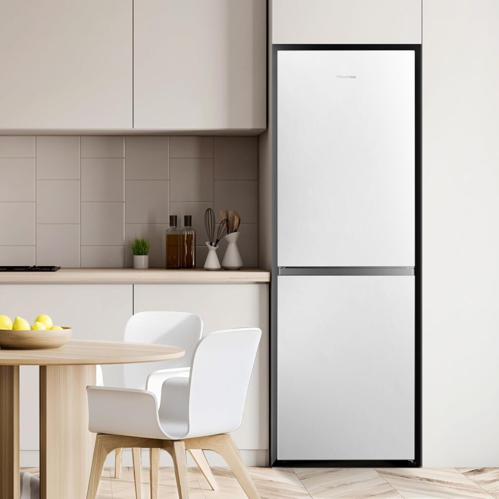 Hisense RB327N4BWE 55cm Freestanding 50/50 Fridge Freezer - 256 litre capacity - Total No Frost -LED Light - Reversible door - Silver - E Rated, H182.4 x W55 x D56.2 (cm)           [Energy Class E]