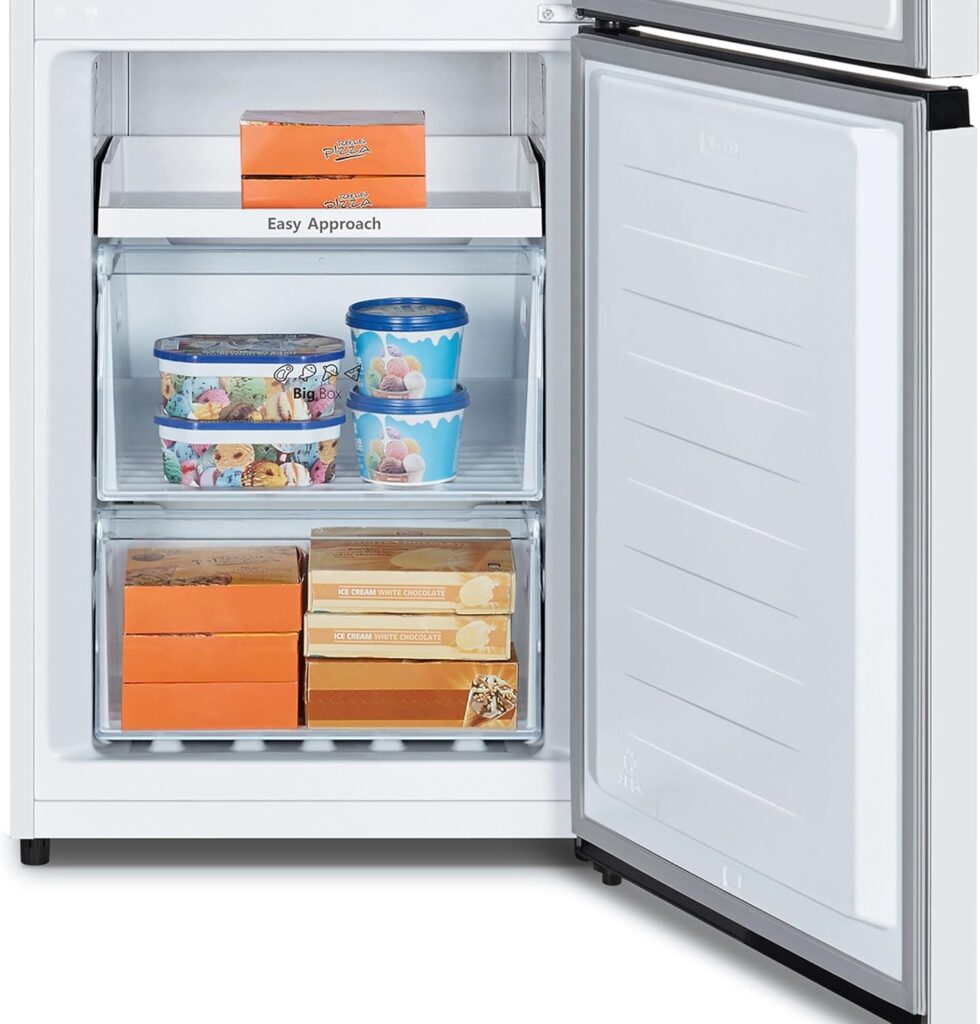 Hisense RB390N4WWE 60 cm Freestanding 60/40 Fridge Freezer - 304 litre Capacity - Total No Frost - Non-Plumbed Water Dispenser - White - F Rated          [Energy Class E]