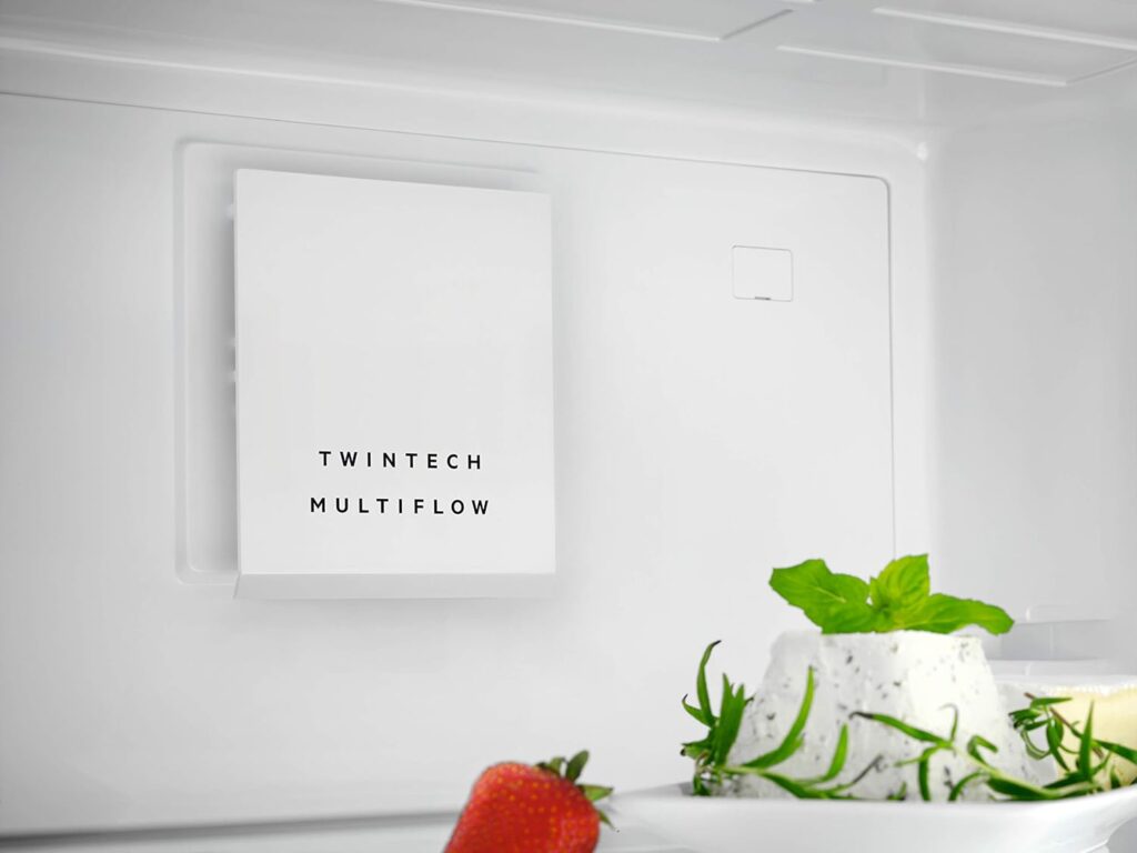 AEG 6000 Series Freestanding Fridge Freezer, Model RCB632E3MW, TwinTech No Frost, Multiflow, Stable Temperatures, Keeps Food Juicier For Longer 186cm, 230/101 Litres Cooling  Freezer Capacity, White          [Energy Class E]