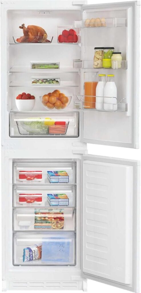 Hotpoint HPKS 1262B4 UK 265l Low Frost Integrated Fridge Freezer          [Energy Class E]