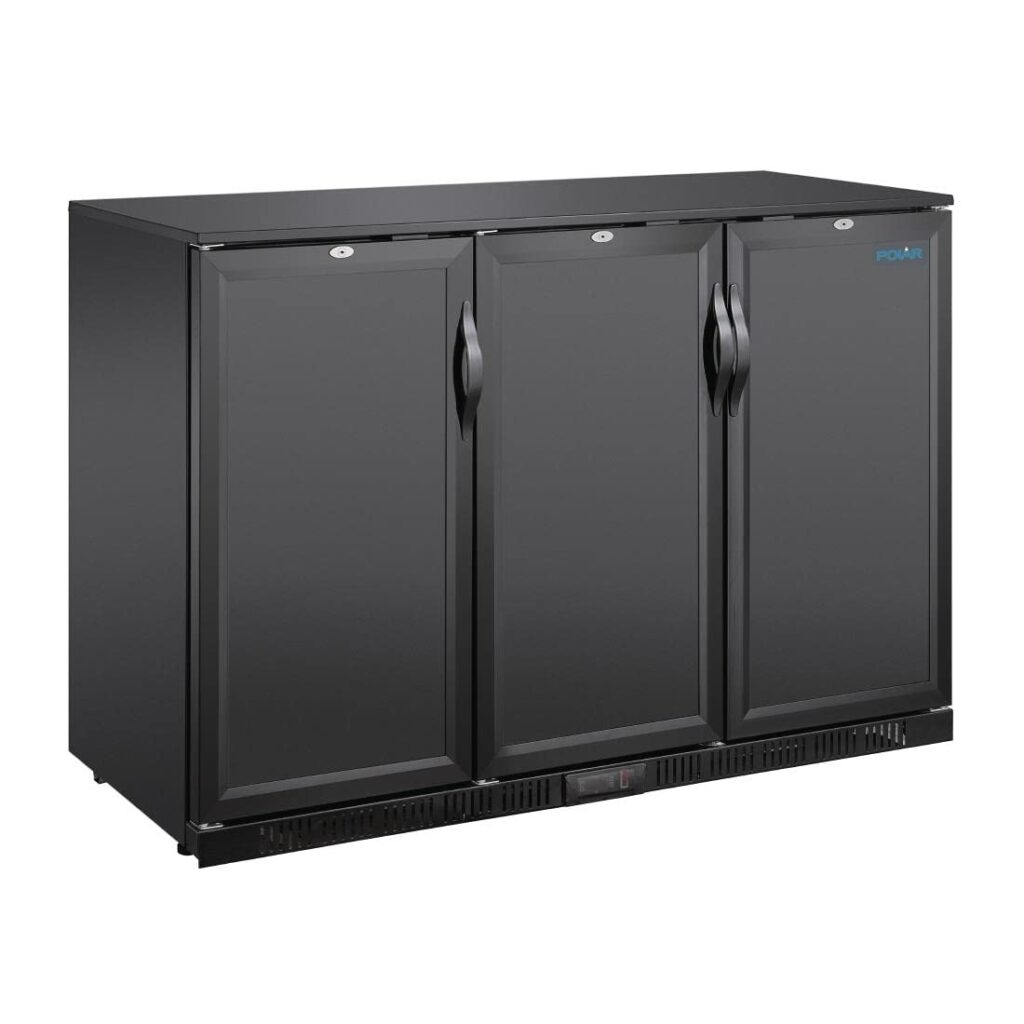 Polar Refrigeration G-series 280W Triple Door Back Bar Cooler Fridge 320 Litre, Black, 2°C to 8°C, 850(H)x1350(W)x520(D)mm, Solid Lockable Doors, 6 Shelves, Energy Rating B | GE999
