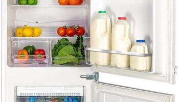 SIA RFF101 Integrated Frost Free Fridge Freezer review